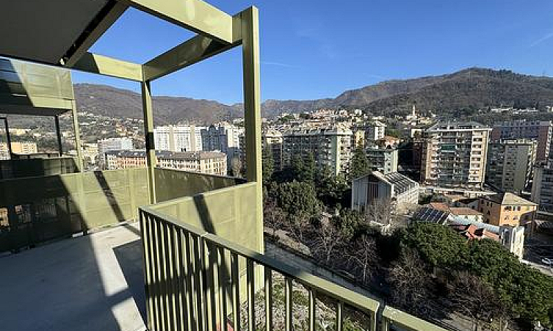 Trilocale A Genova...