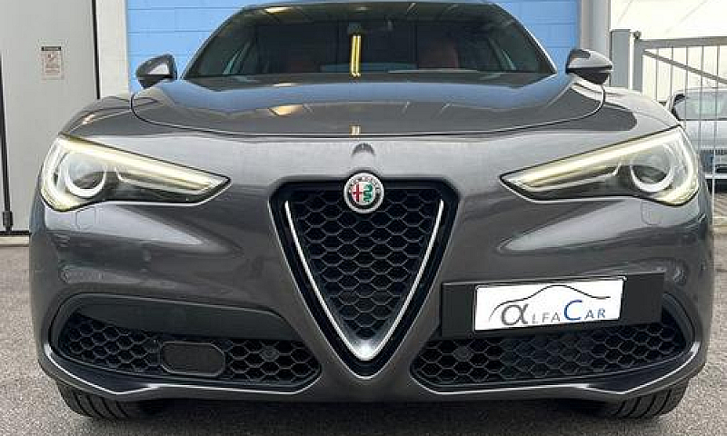 Alfa Romeo Stelvio 2...