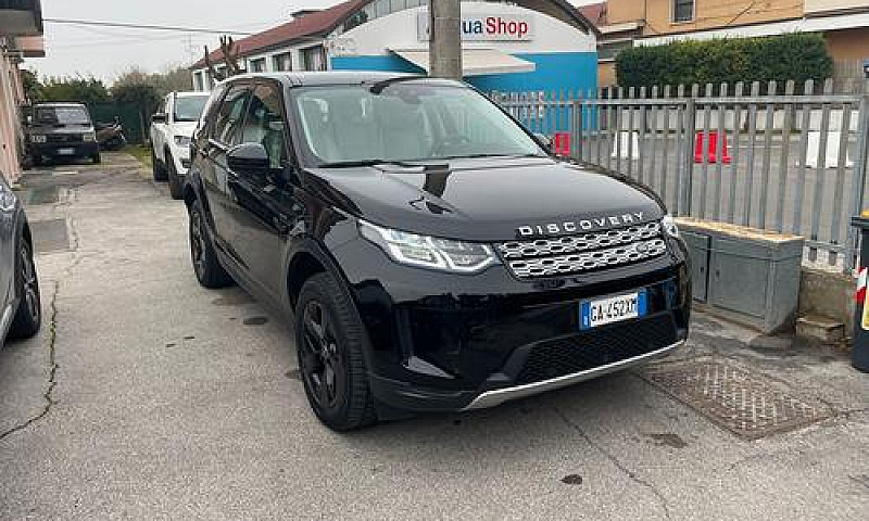 Land Rover Discovery...
