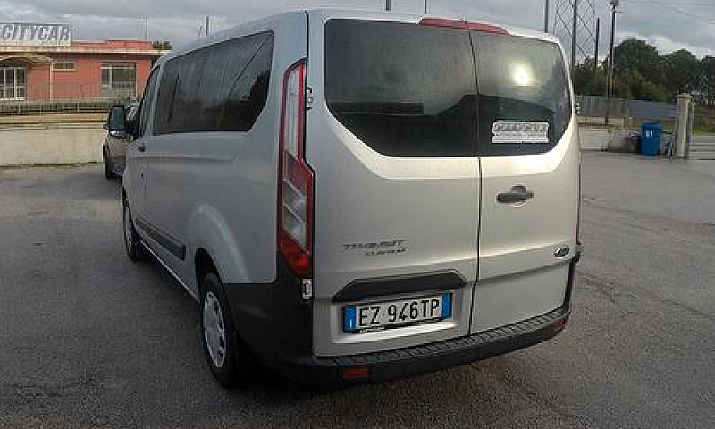 Ford Tourneo Custom ...