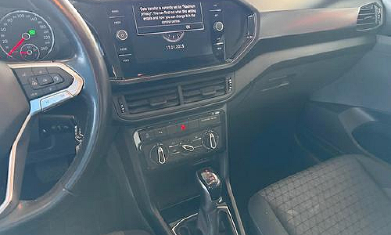 Volkswagen T-Cross 1...