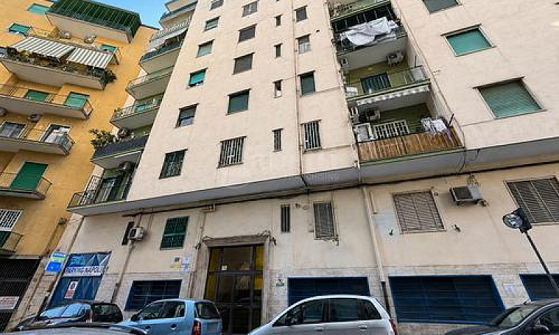 Appartamento Napoli ...