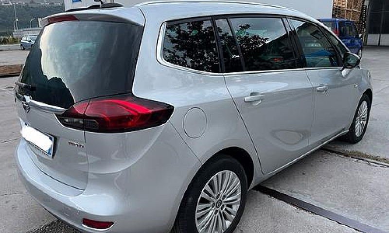 Opel Zafira 1.4 Turb...