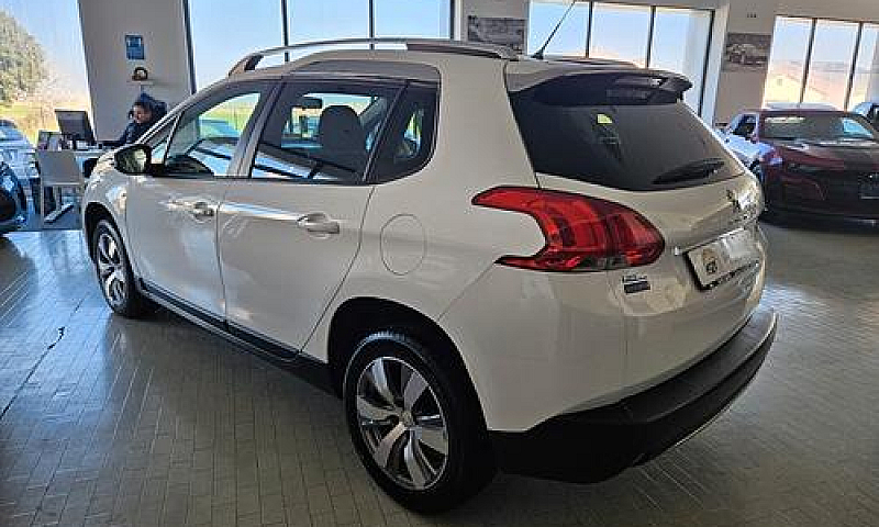 Peugeot 2008 1.2 Ben...