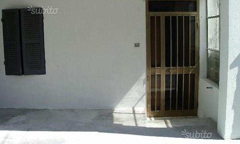 Casa Non Ammobiliata...
