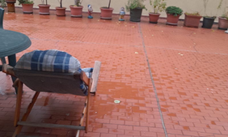 Vendo Casa Vicinanze...