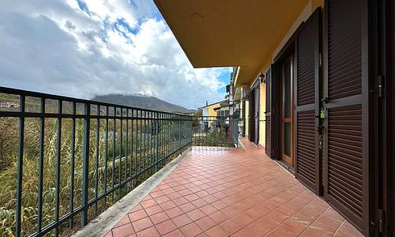 Viale Italia : Quadr...