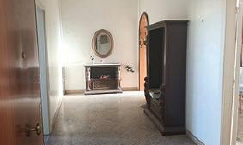 3 Vani Ed Accessori ...