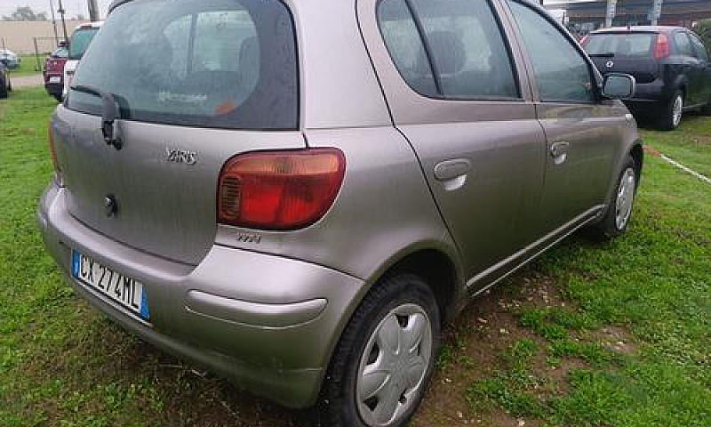 Toyota Yaris 1.0I 16...