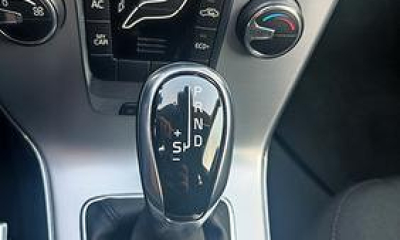 Volvo V40 Del 2018 D...