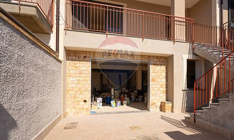Nuove Costruzioni - ...