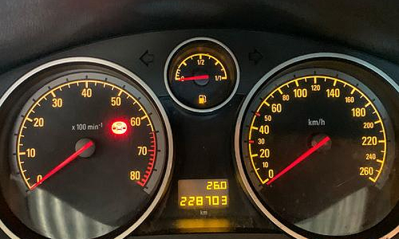 Opel Astra - 2005...