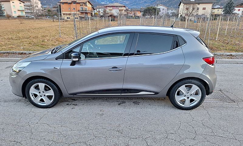 Renault Clio...