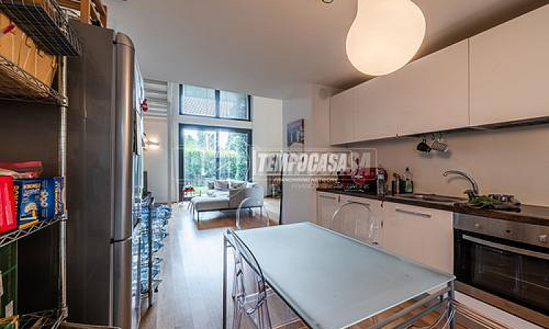 Splendido Loft Con G...