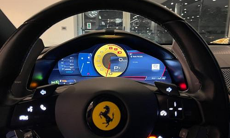 Ferrari Roma 3.9 V8 ...
