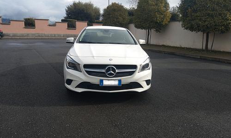 Mercedes-Benz Cla 20...