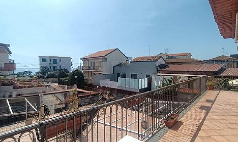 2 Vani Ristrutturato...