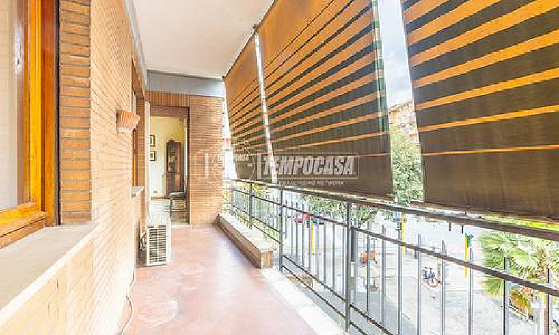Quadrilocale In Via ...