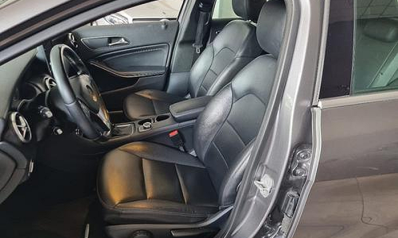 Mercedes-Benz A 180 ...
