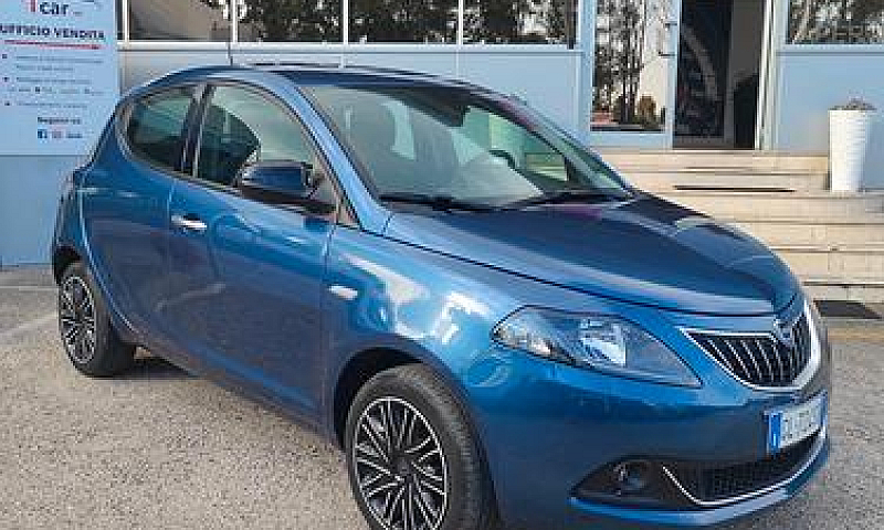 Lancia Ypsilon 1.0 B...