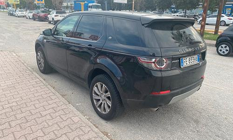 Land Rover Discovery...