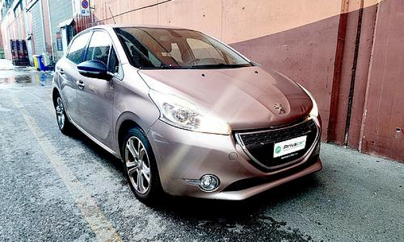 Peugeot 208 1.2 Vti ...