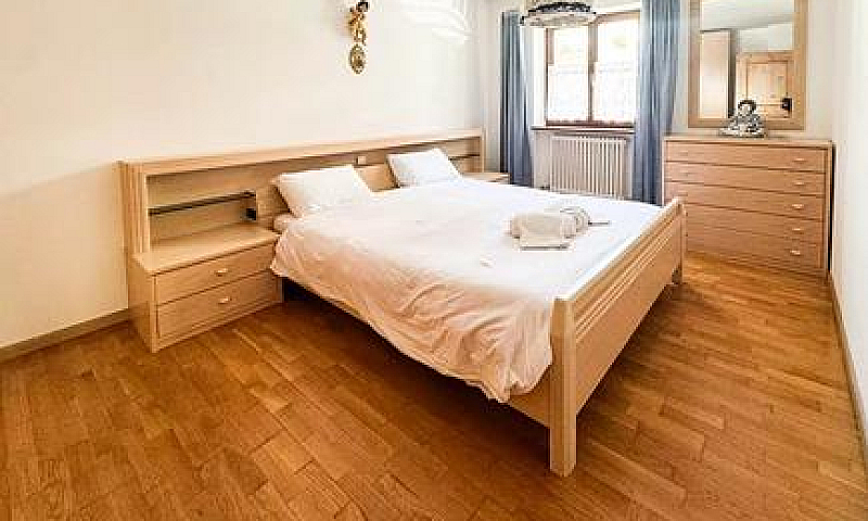 Trilocale Con Balcon...