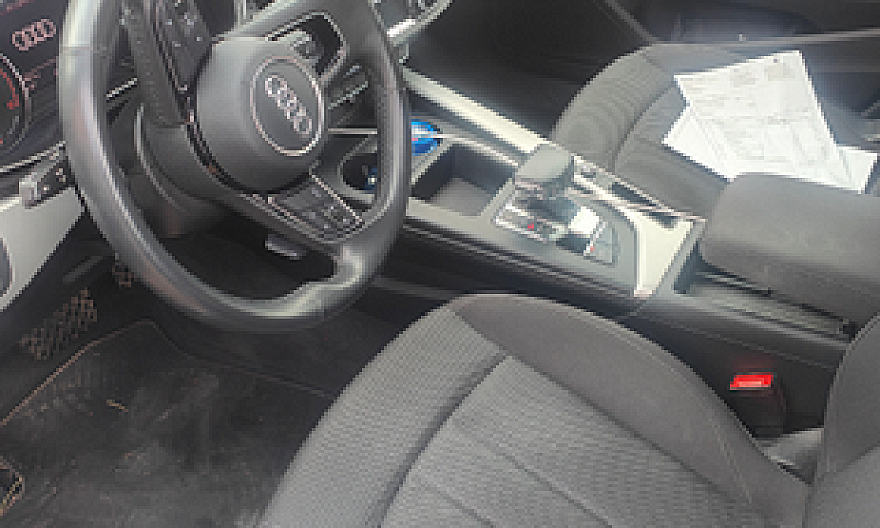Audi A4...