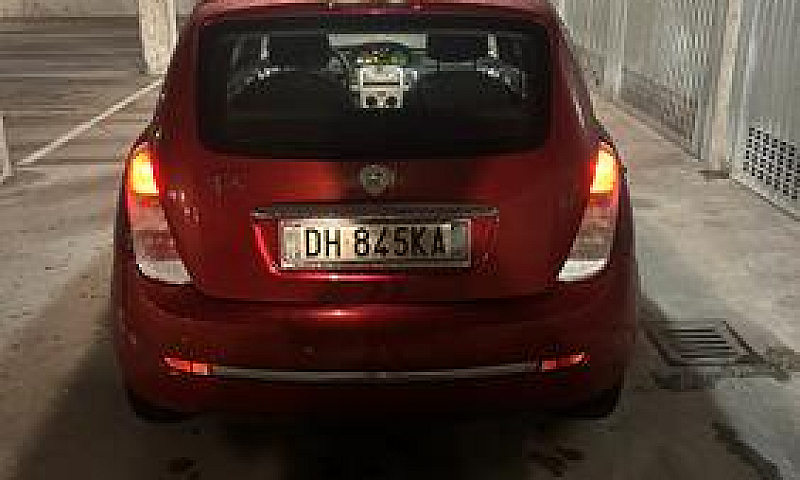 Lancia Y Seconda Ser...