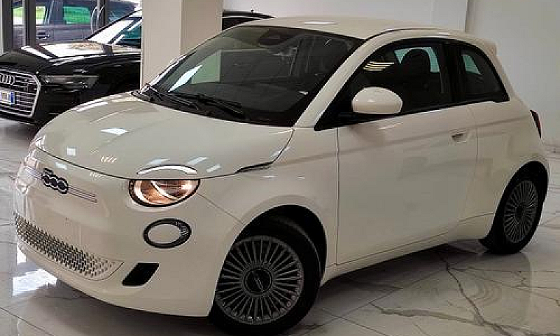 Nuova Fiat 500 Hatch...