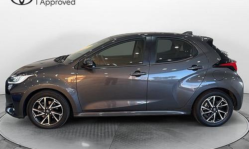 Toyota Yaris 1.5 Hyb...
