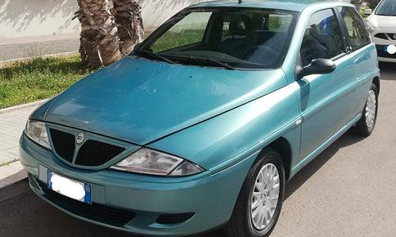 Lancia Y 1.2 8 V Ele...