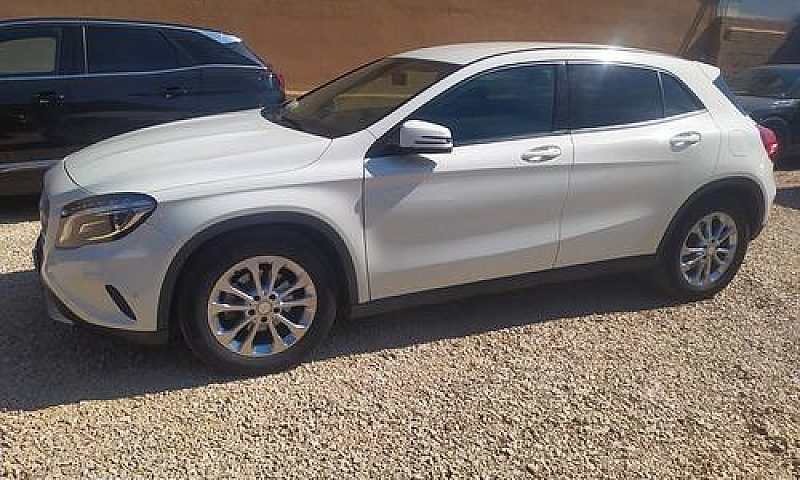 Mercedes-Benz Gla 18...