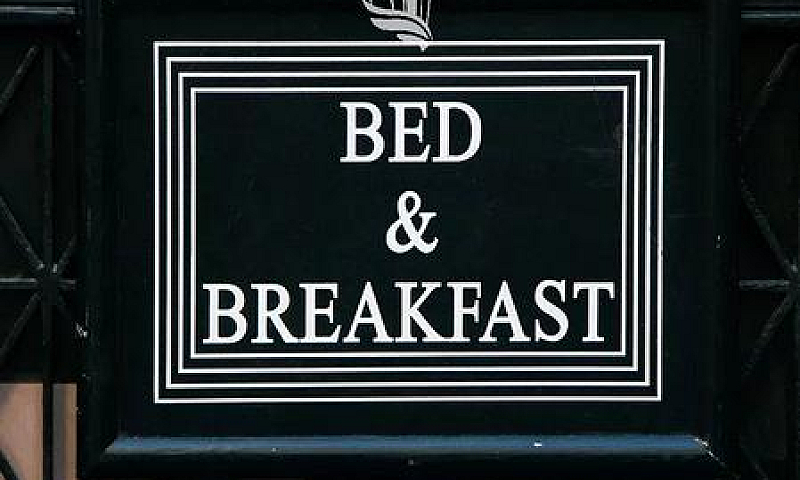 Bolzano: Licenza B&B...