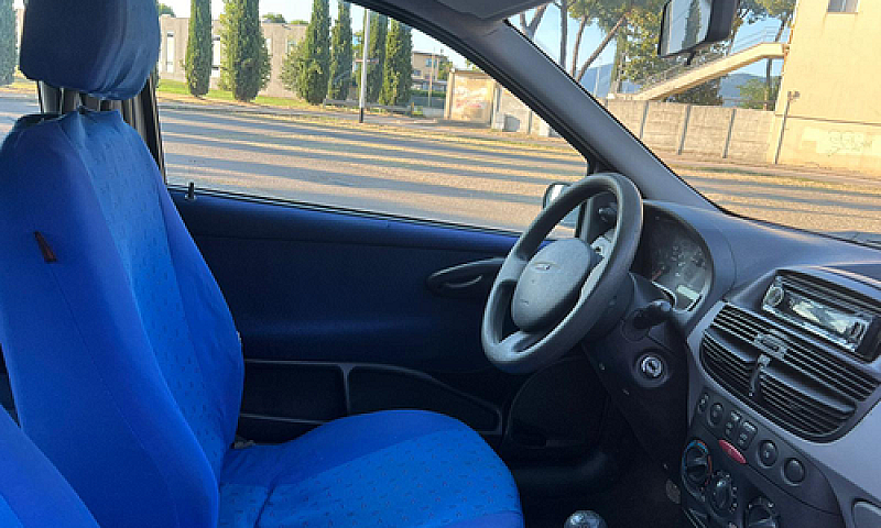 Fiat Punto 1,2 Benzi...