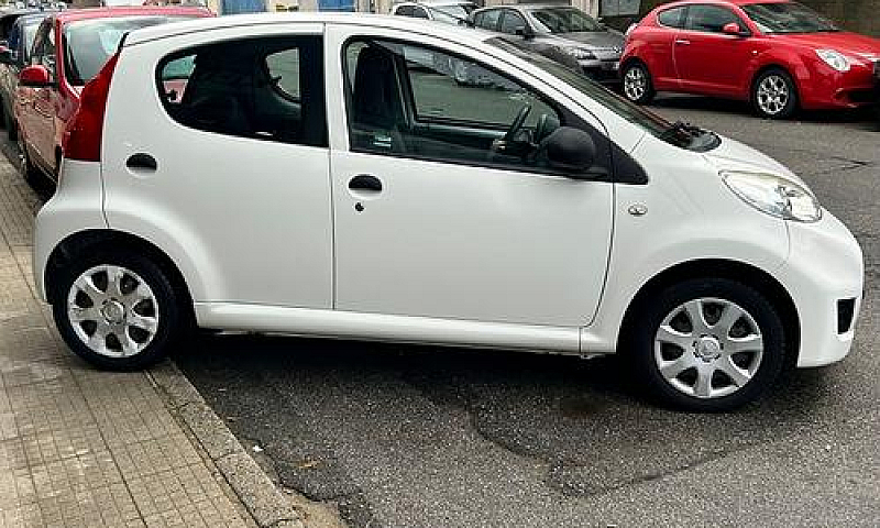 Peugeot 107 1.0 68Cv...