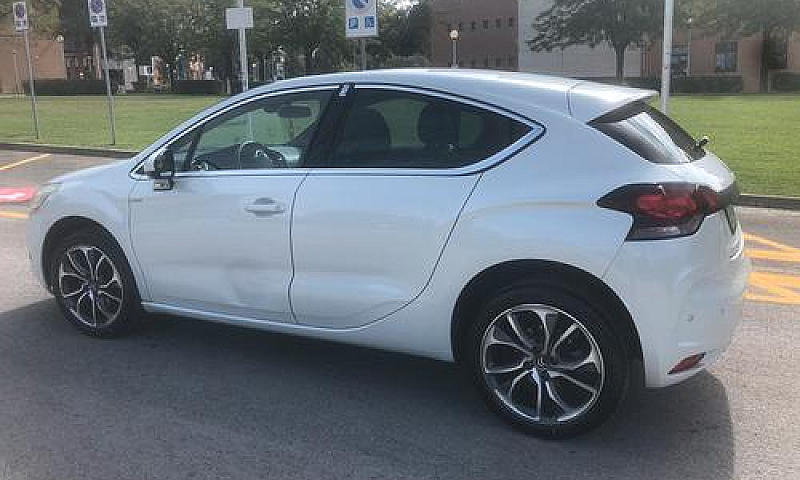 Citroen Ds 4...