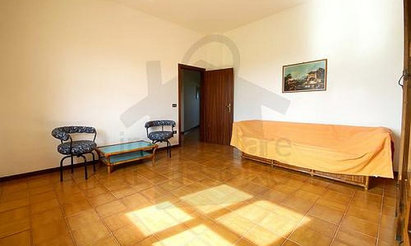 Quadrilocale A Veruc...