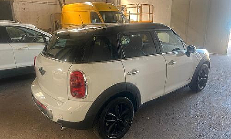 Mini Cooper Countrym...