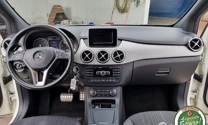 Mercedes-Benz B 200 ...