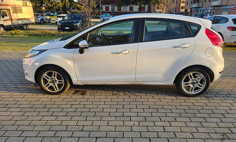 Ford Fiesta 2011...