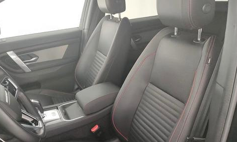 Land Rover Discovery...