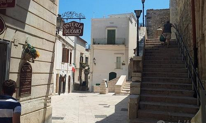 Centro Storico, Mono...