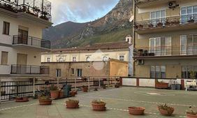 3 Locali A Venafro...