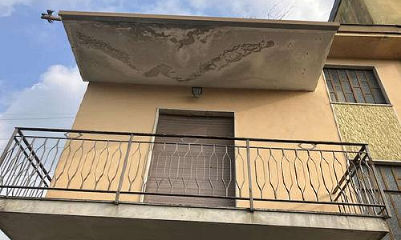Appartamento A Gorla...