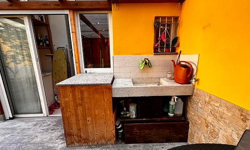 Casa Con. Giardino C...