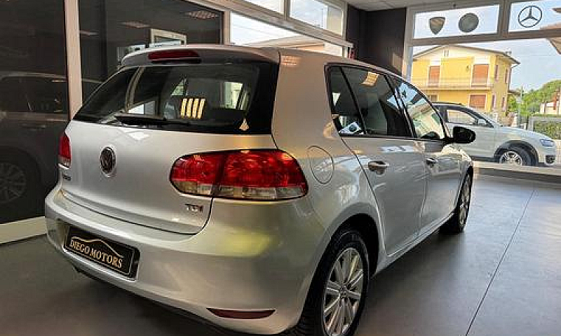 Volkswagen Golf 1.6 ...