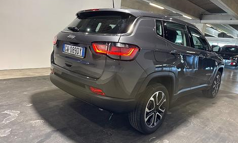 Jeep Compass E-Hybri...