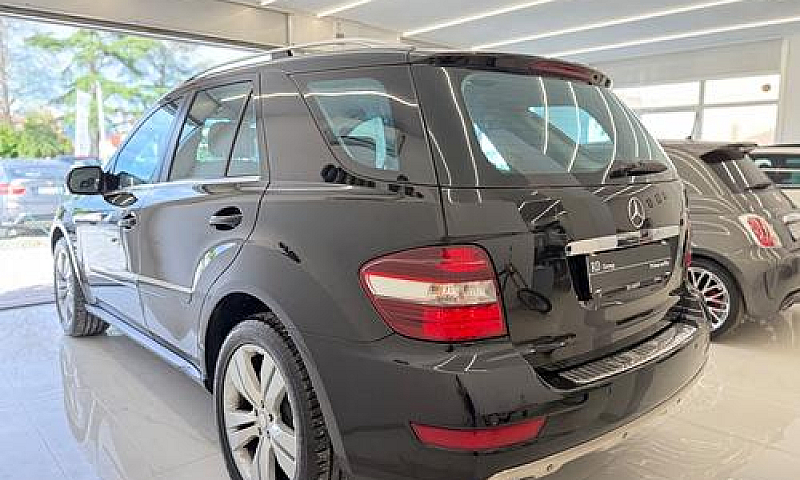 Mercedes-Benz Ml 280...