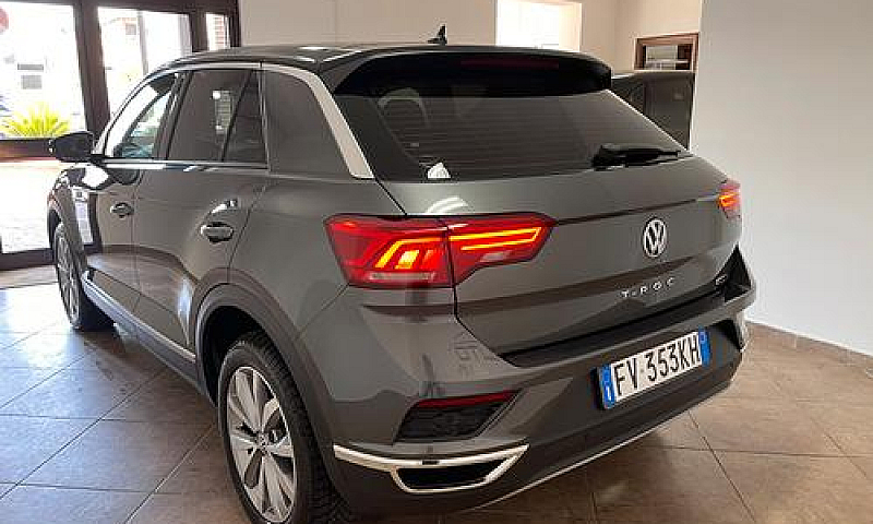 Volkswagen T-Roc 2.0...